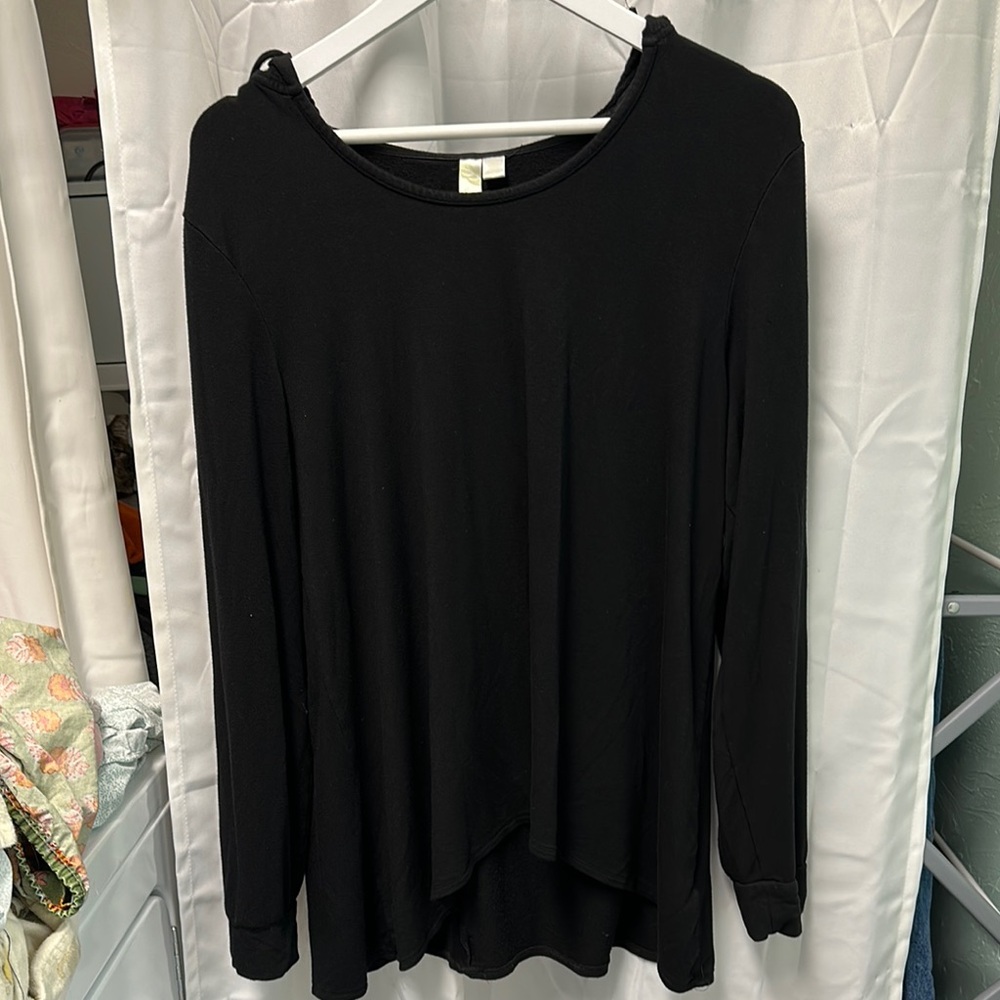 GreenTea Black Pullover Long Sleeve Hooded Tunic Top